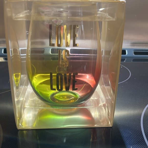 Slant Collections, love is love 30 oz Wine Glass, NIB - Picture 8 of 12